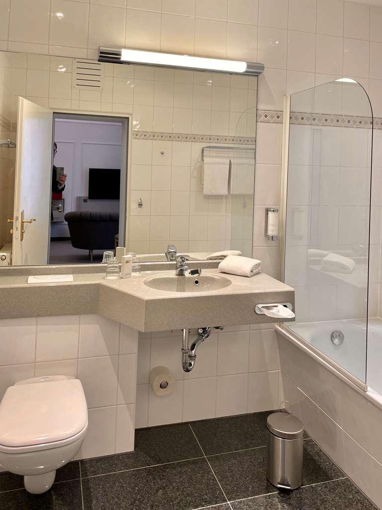Star-Apart Hansa Hotel Wiesbaden Phòng bức ảnh
